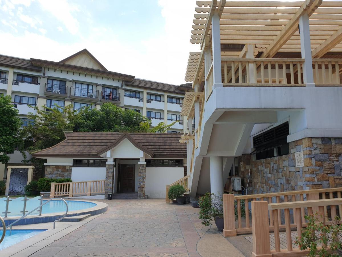 Ri'S One Oasis W Free Pool Back Of Sm City Mall Davao Экстерьер фото